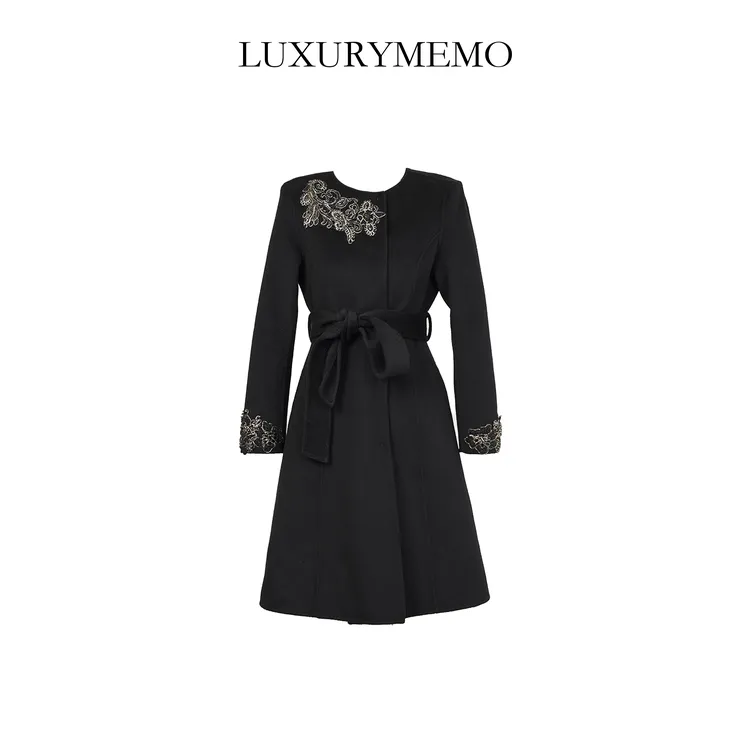 LUXURYMEMO【刘熊熊】秋季新款时尚气质轻奢钉珠大衣