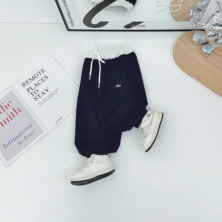 儿童裤子春秋款男童运动裤2025秋新款秋装 UTT52010 悠悠童话童装