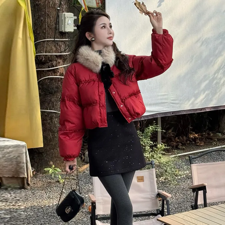 圣诞红棉服外套女短款2025冬季新款毛领洋气减龄显瘦保暖时尚棉衣