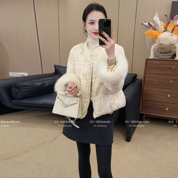 新中式国风白鸭绒短款羽绒服女2025冬季新款时髦奶杏毛领保暖外套