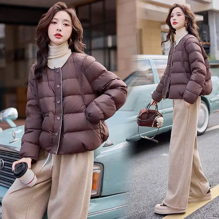 新款百搭显瘦白鸭绒短款轻薄羽绒服女冬季韩版时尚小香风无领