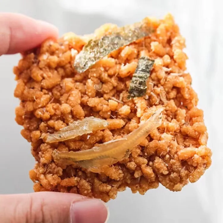 网红蟹黄风味锅巴海鲜糯米散装小包装手工休闲零食开袋即食