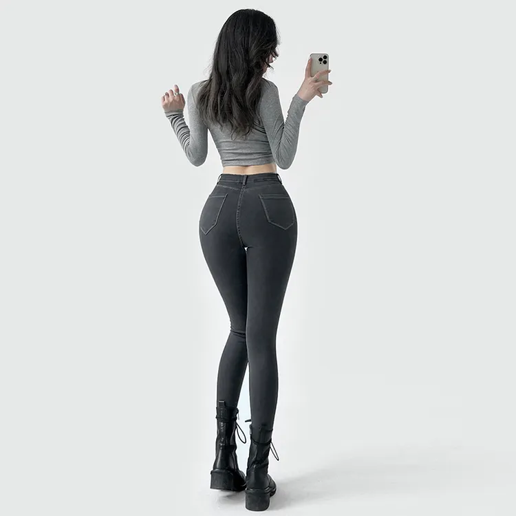 高腰牛仔裤女加绒紧身小脚2025年秋冬新款显瘦修身烟灰色铅笔裤子