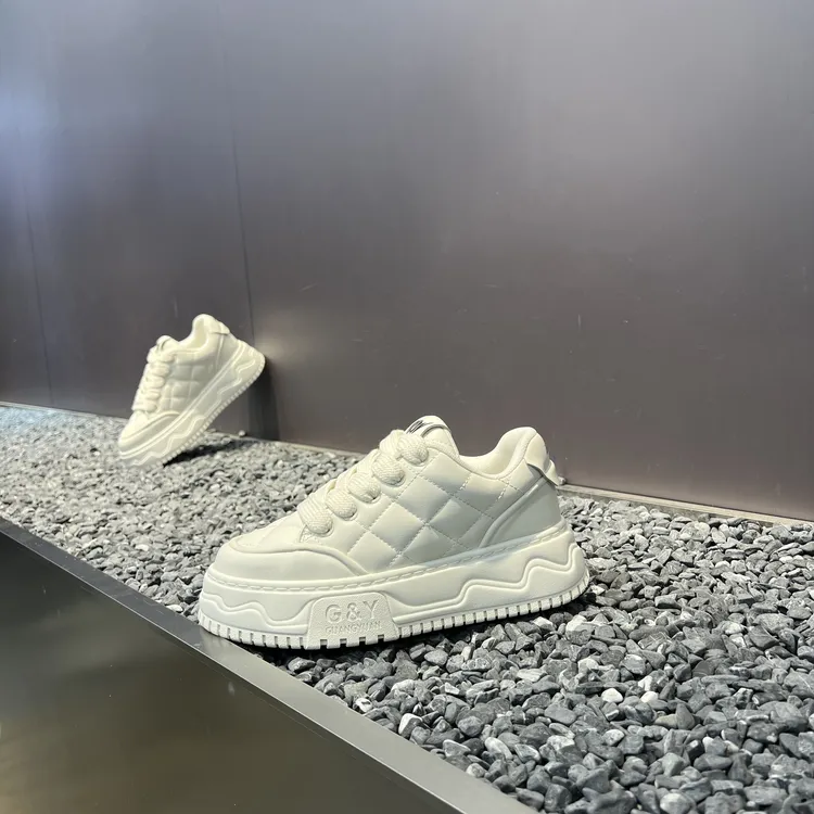 2025秋冬单棉同款圆头增高厚底休闲真皮时尚百搭简约低帮潮男板鞋