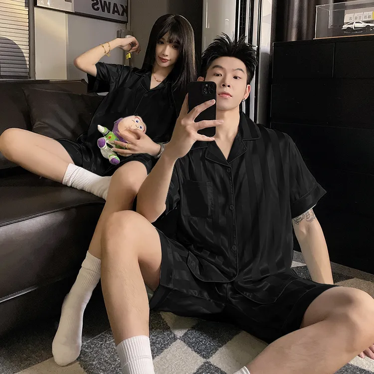 冰丝情侣睡衣夏季薄款短袖2025新款简约男女士夏家居服套装可外穿