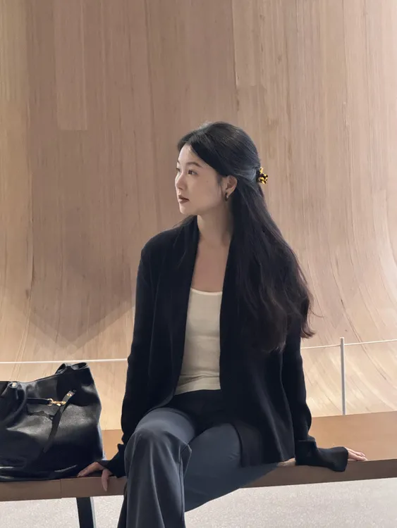 【书香】韩系秋季高级感优雅气质黑色针织开衫减龄显瘦吊带黑色长裤