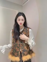 九月    暗香来  新中式夹棉加厚提花显瘦驼鸟毛马甲毛不可以脱卸