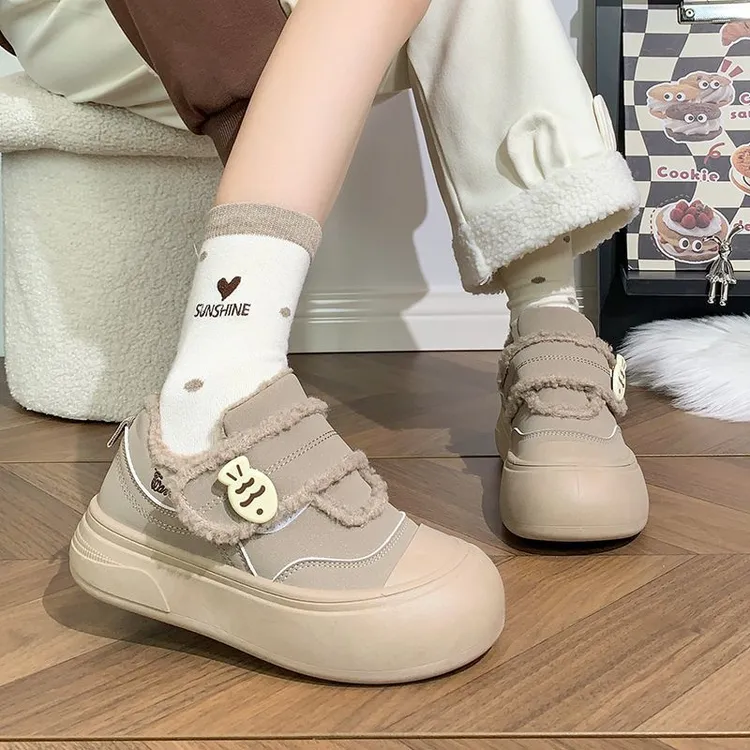 回力加绒一脚蹬魔术贴小鱼面包鞋女2025秋冬新款保暖棉鞋厚底板鞋