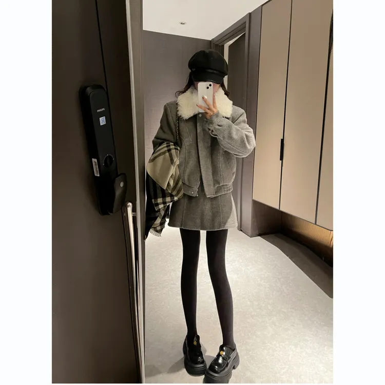 【在韩留学生】冬新款女高级感白鸭绒/羊毛混色定染毛呢套装2670