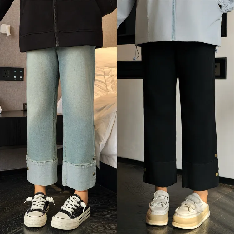 大码女装秋季简约洋气花契200斤胖mm酵洗九分直筒牛仔裤11732-C