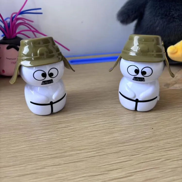 创意声控小八嘎造型玩偶多种语音展示挂件可摆件内涵语音发声钥匙