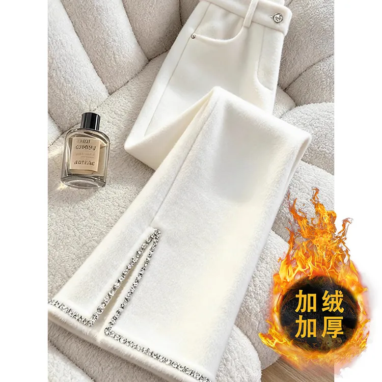 外贸撤回爆款超火高级感超好看梨形身材遮胯白色开叉直筒裤女冬