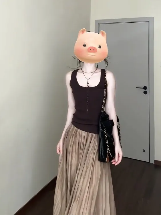 2025夏季新款纯欲性感辣妹风穿搭修身背心上衣法式高腰半身裙套装