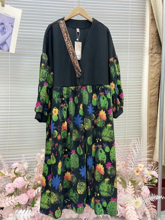 594（安言服饰）仙人掌印花拼接长袖常规复古宽松国风长宽风衣外套