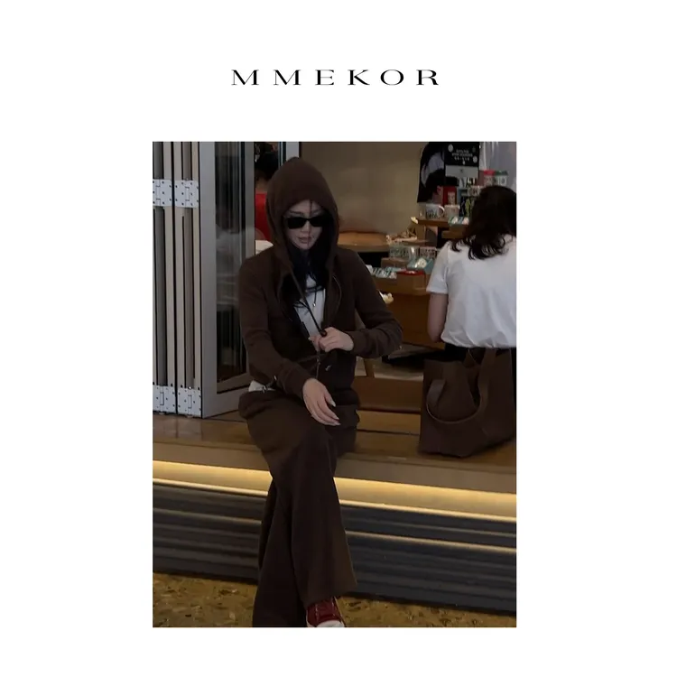 MMEKOR“一键出门”套装 2025新款末日美拉德风加绒两件套 88811