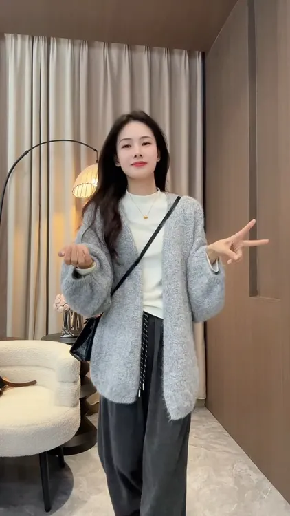 韩系慵懒风显瘦百搭灯笼袖针织开衫女秋冬休闲百搭毛衣外套上衣