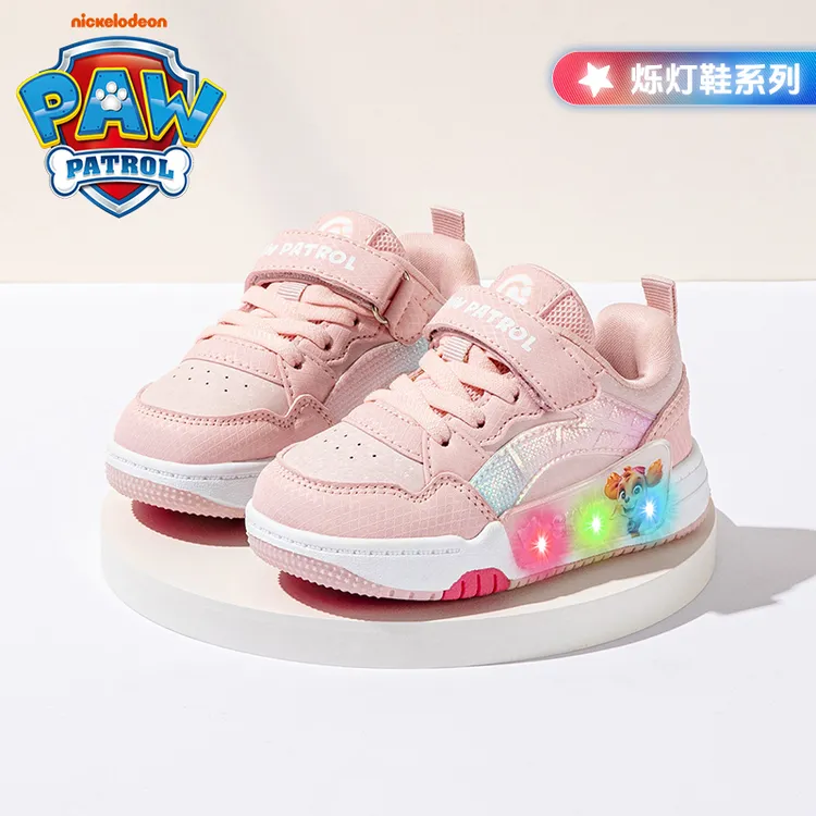 汪汪队爆款2025春秋季新款女童运动鞋软底3-6岁儿童鞋闪光亮灯鞋