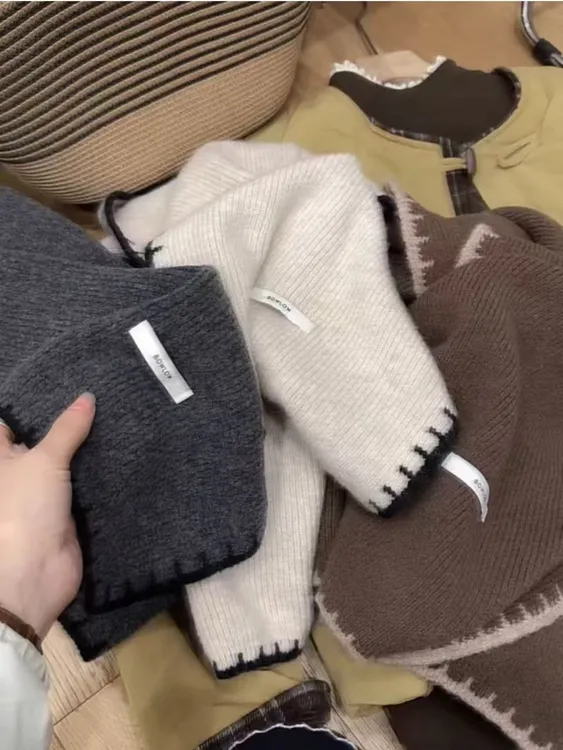 七言家冬款#  韩系小香风贝壳绣简约羊羊保暖围巾@