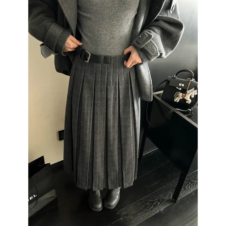 区区欧阳'多伦多落日'm*u系主义！3am重磅立裁羊毛格子半身百褶裙