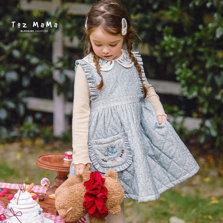 Toz Girls豆几妈12/8冬季女童夹棉连衣裙娃娃领绣花长袖t恤打底衫