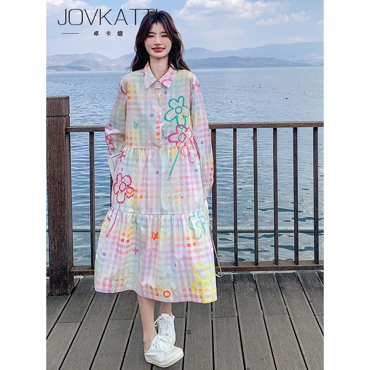 2025秋季新款减龄多巴胺彩色格纹连衣裙女童趣涂鸦花朵气质A字裙