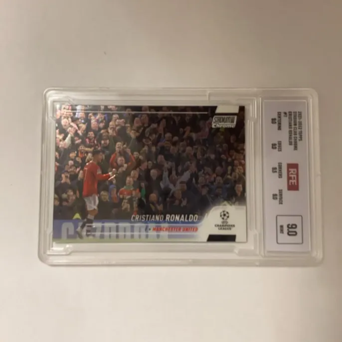 cr7曼联RFE9.0分评级卡