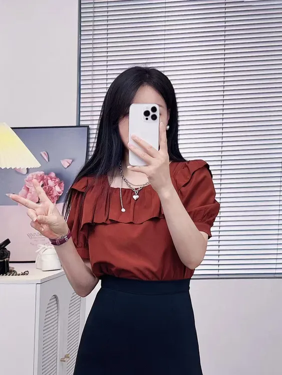 爆款法式新款气质时尚百搭荷叶边方领短袖衬衫女夏装显瘦泡泡袖