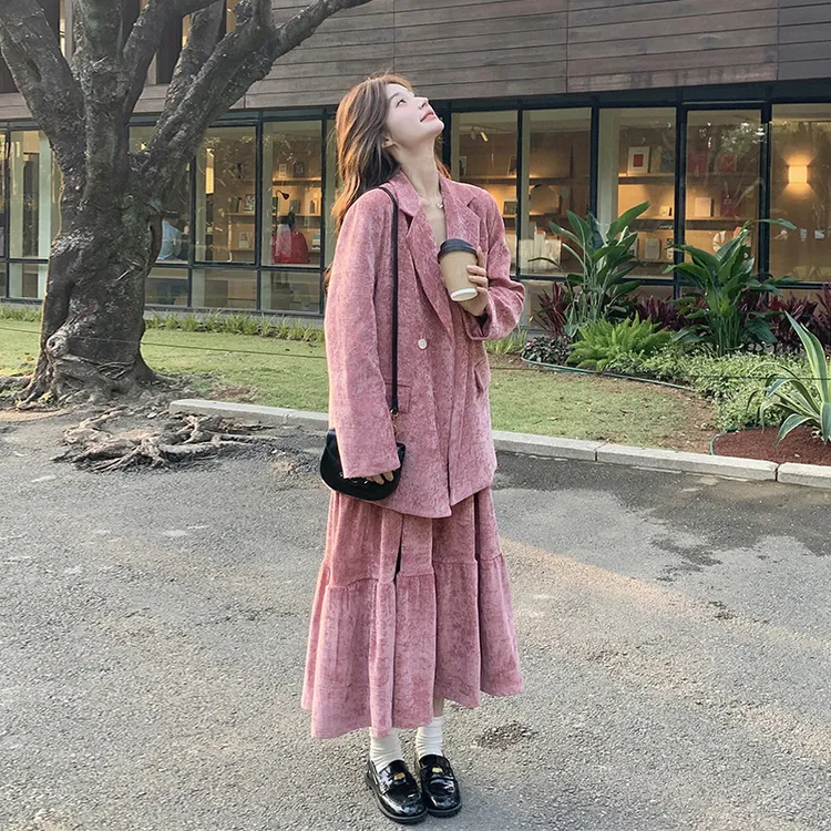 氛围感粉色西装外套吊带裙套装女春2025新款超好看减龄西服两件套