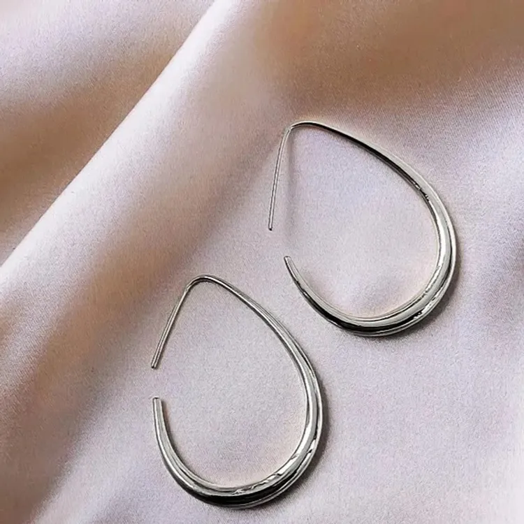 钛钢耳饰 椭圆耳钉网红气质女耳饰简约复古港风耳坠个性欧美耳环
