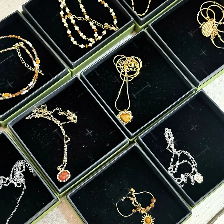 钛钢项链 精美项链精致百搭设计款高级感吊坠毛衣链轻奢小众