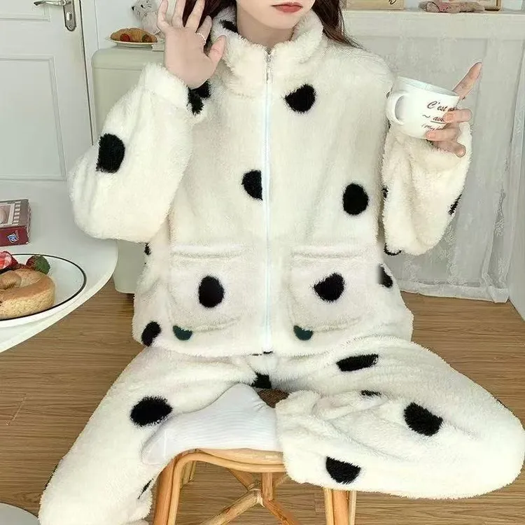 珊瑚绒睡衣女秋冬5新加绒加厚大码波点拉链套装可外穿保暖家居服