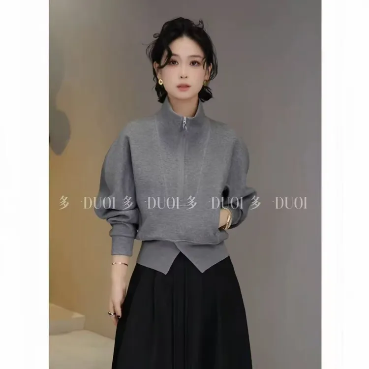多一“立领卫衣”2025秋季倒三角螺纹松紧开叉半拉链立领长袖卫衣