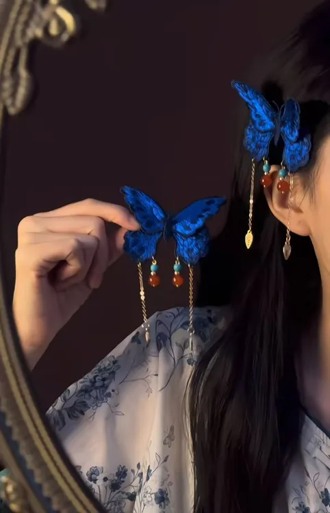 蓝色蝴蝶短流苏刺绣发夹古风流苏发夹蓝色汉服发饰中式复古精致