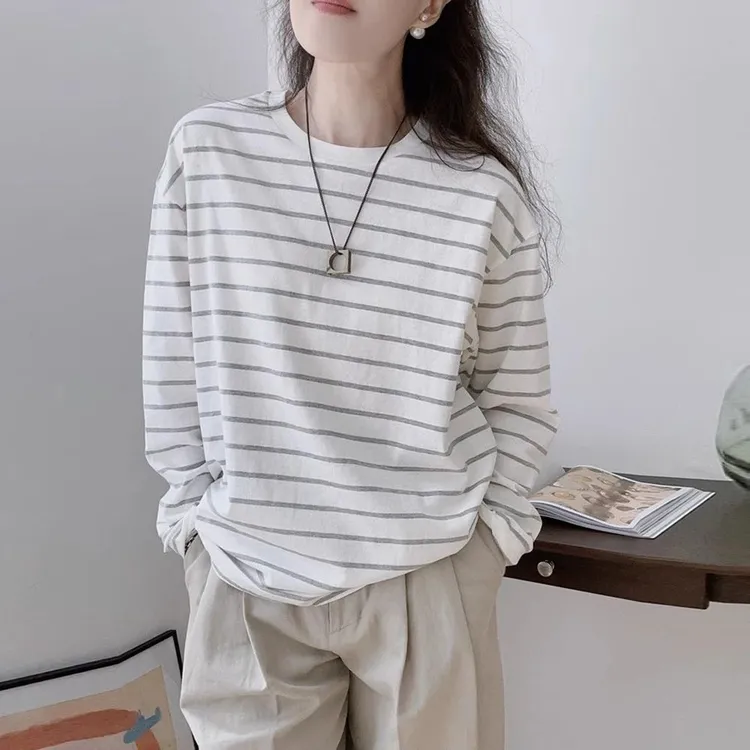 煊陌春秋新款枣红色安穿搭法式横条纹棉质长袖T恤女小众设计感上