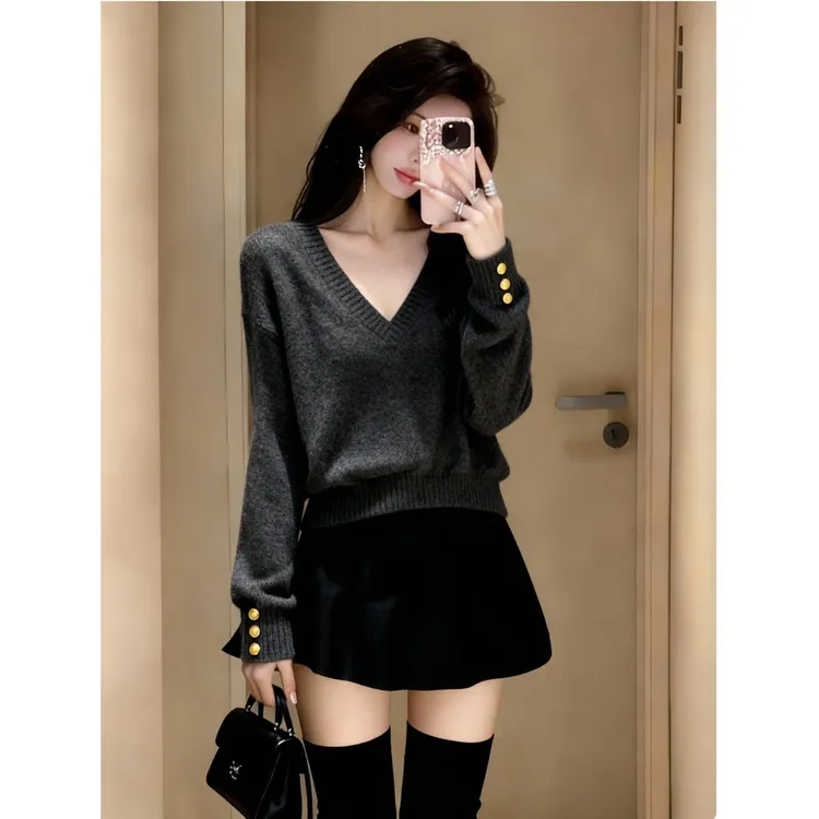 2025冬季新款韩版时尚气质百搭显瘦潮流V领长袖毛衣针织衫女爆款