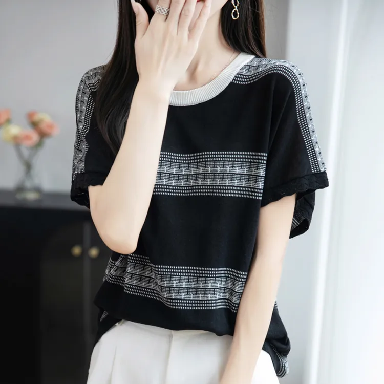 高端胖mm夏装特大码冰丝针织衫女士短袖t恤遮肚子巨显瘦条纹上衣