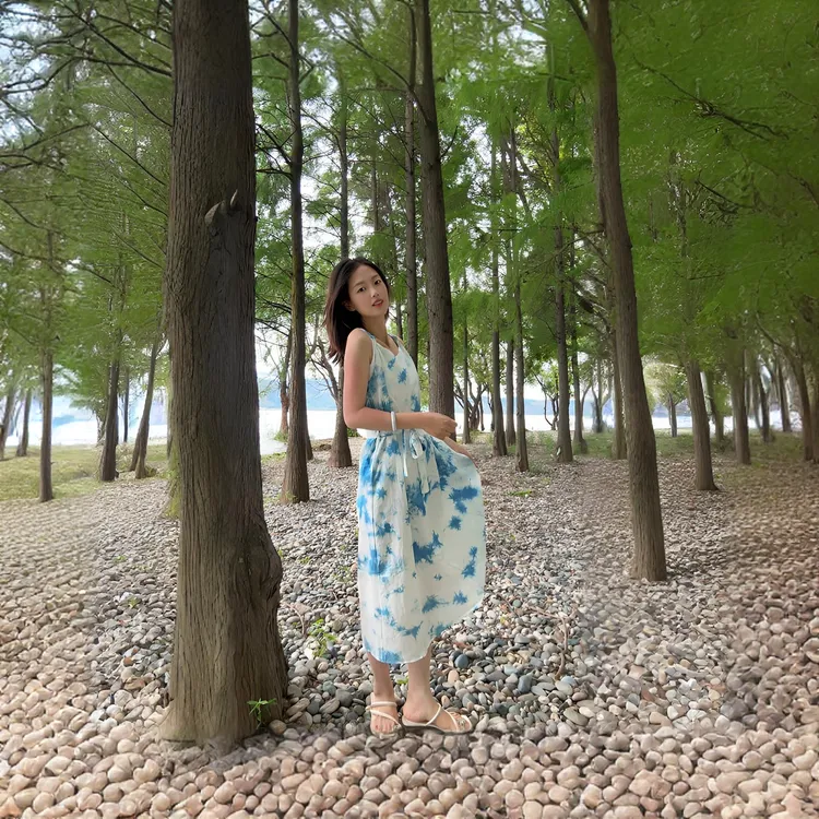 云南大理麦系古法扎染女夏季系带收腰度假风长款碎花背心连衣裙