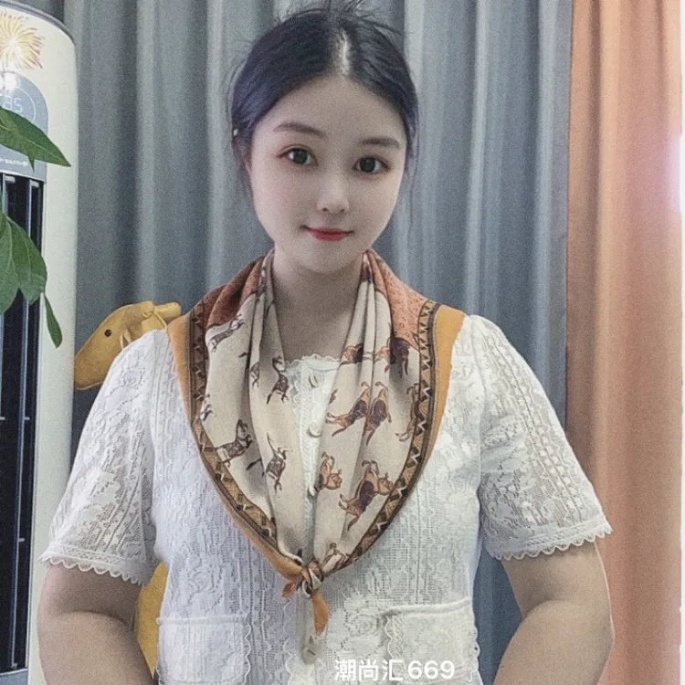 男女棉质丝绒小丝巾68cm方巾薄围脖优雅气质搭配衣服衬衫领巾头巾