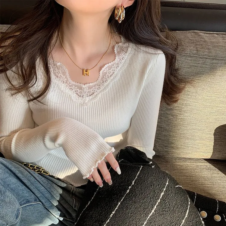v领打底衫女早春新款爆款高级感毛衣法式洋气修身清冷感贵系衣服