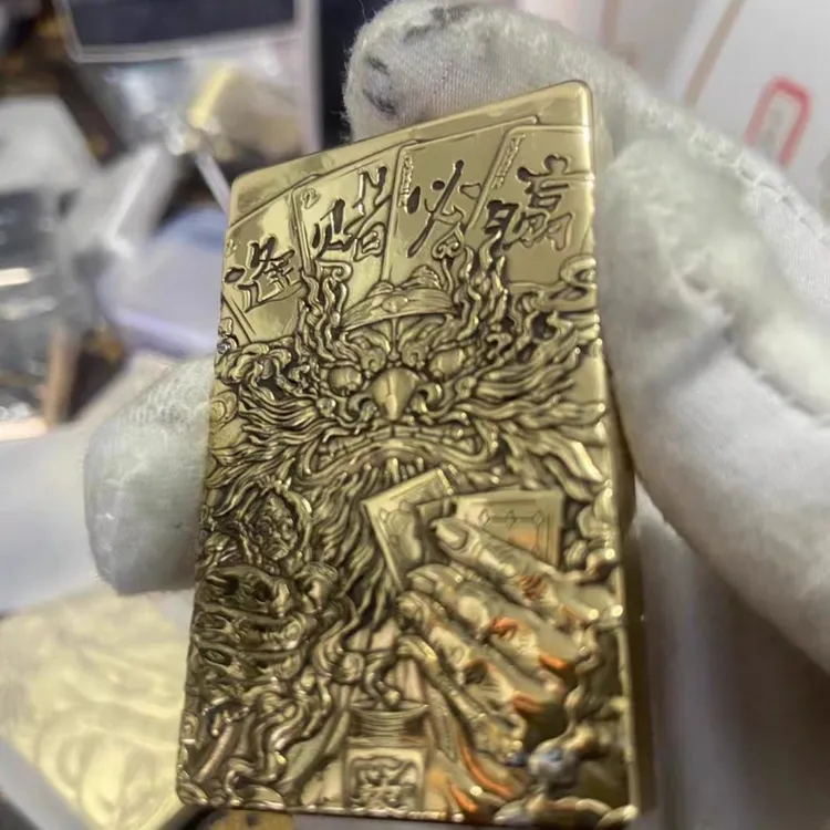 黄铜小重甲打火机浮雕创意个性盔甲机