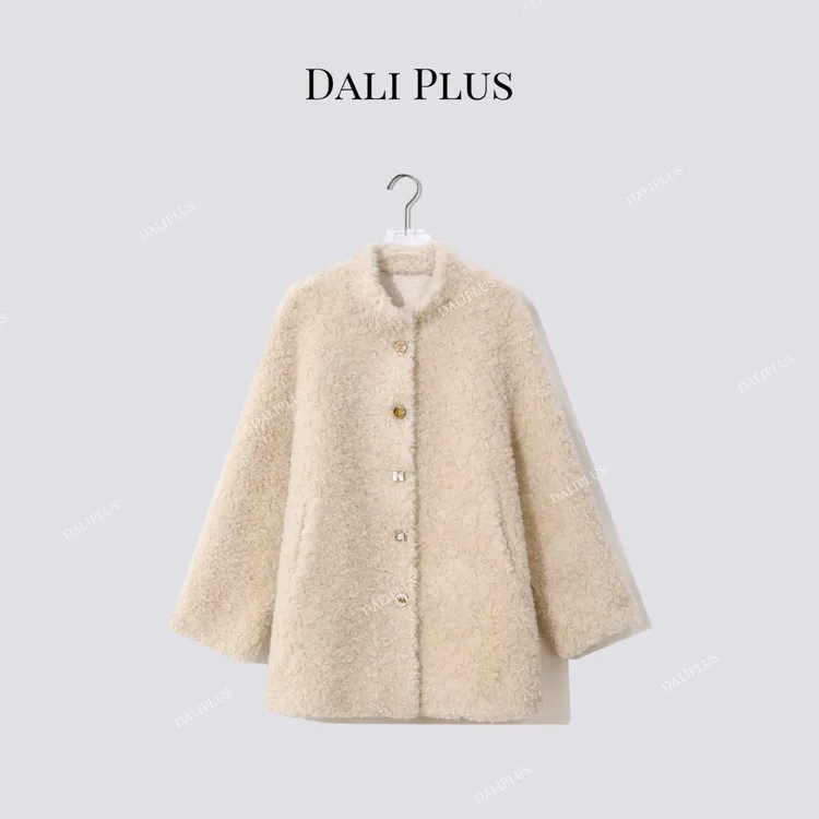 DALI PLUS“100绵羊毛”沙金色独特纽扣中长款长袖外套-D5BL1135