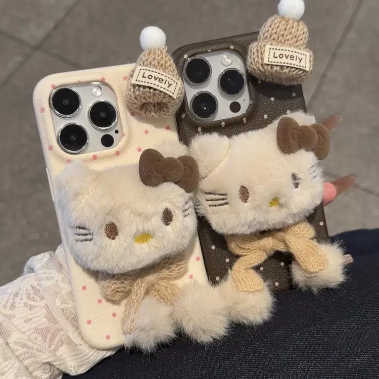 GGBond棕毛绒围巾KT公仔适用iPhone17/16皮革纹手机壳15苹果13/14