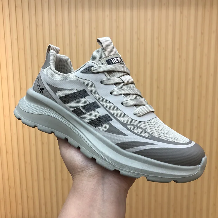 男鞋2025春季新款轻便软底透气跑步运动鞋男士韩版百搭休闲网面鞋