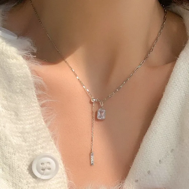 s925纯银方流苏项链女ins轻奢高级感字母方牌抽拉锁骨链项饰品