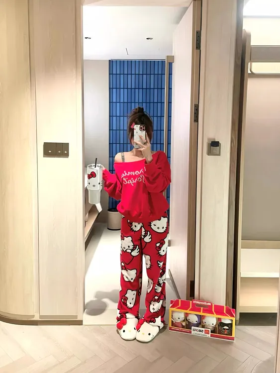 【DMXJ大梦想家】可爱卡通Kitty印花长袖睡衣女春季宽松家居服套装