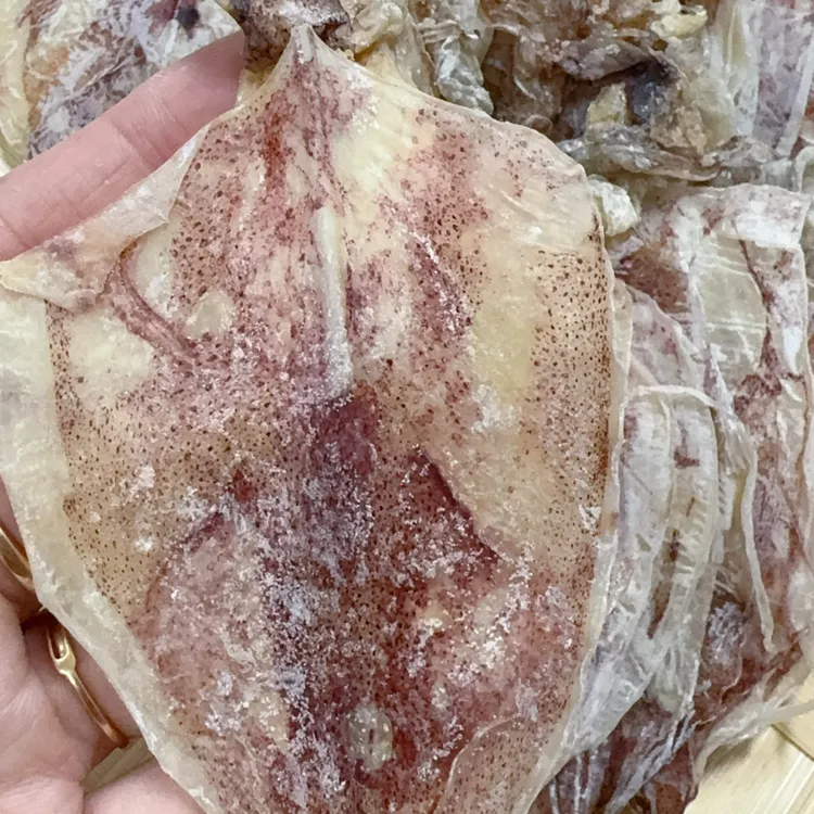 本港新鲜小鱿鱼干