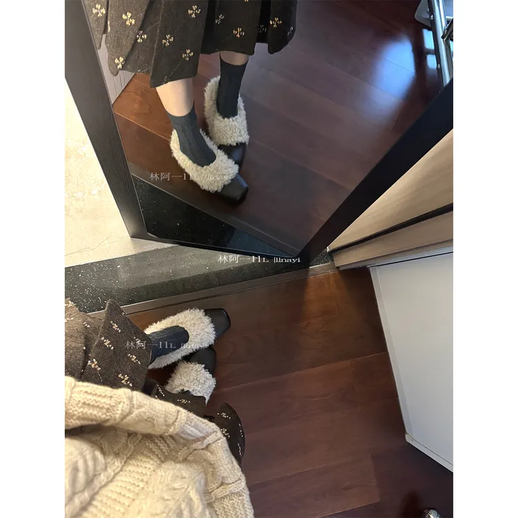 方头粗跟毛毛鞋内增高玛丽珍鞋加绒保暖荔枝纹单鞋女冬季