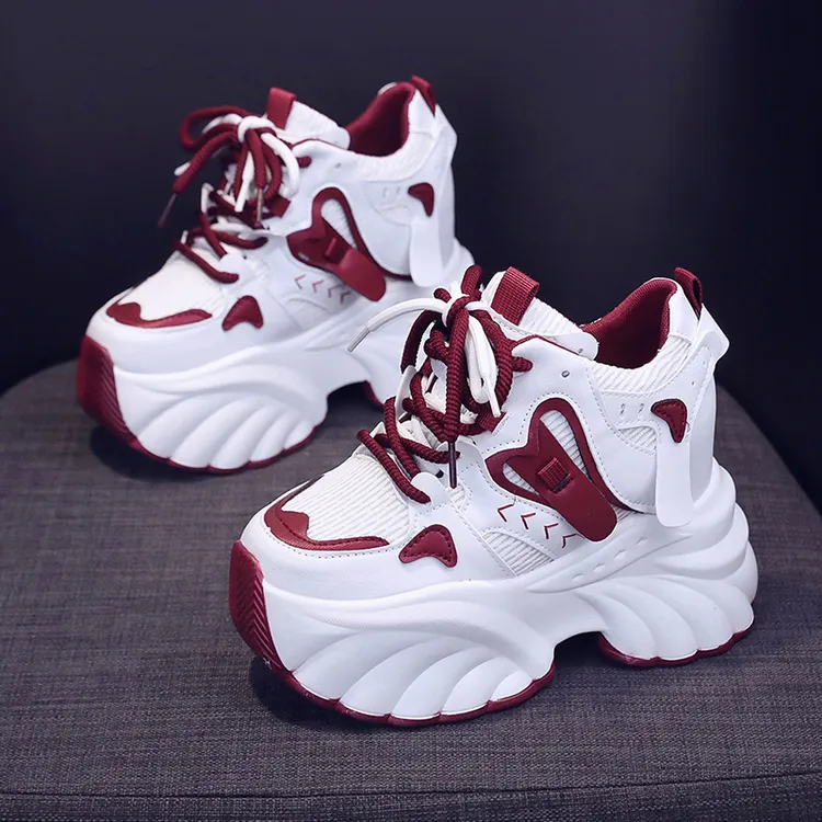 小个子内增高女鞋2025新款爆款百搭厚底休闲运动老爹鞋女显瘦爆款