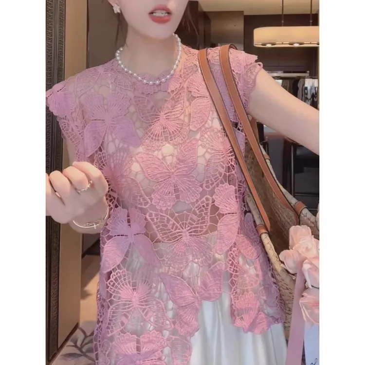 蝴蝶刺绣镂空钩花马甲女春法式无袖背心2025网红时尚镂空针织衫