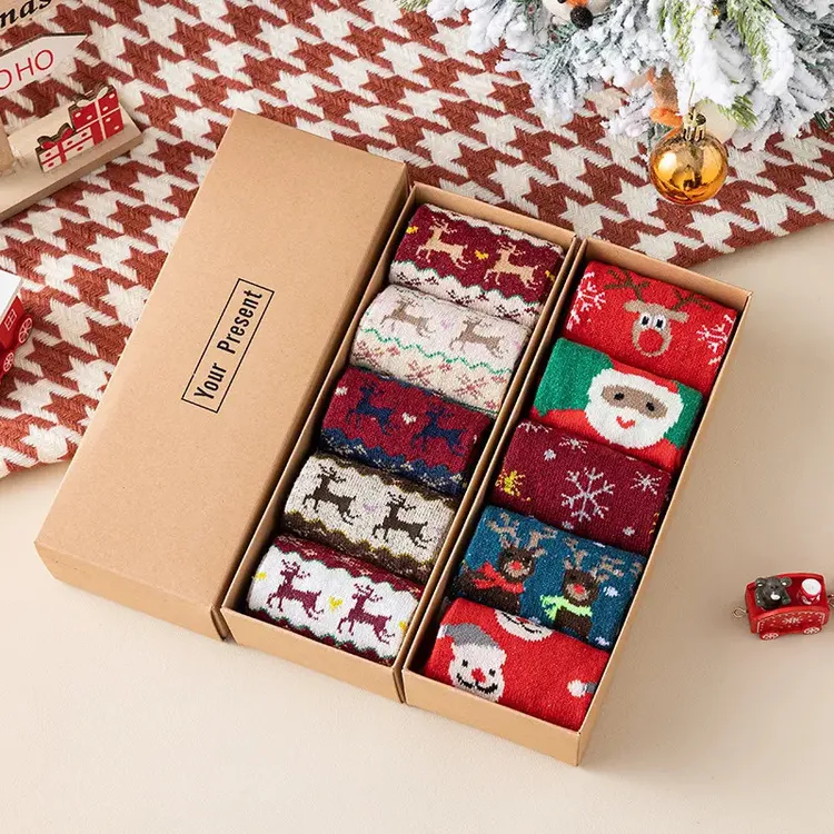 秋冬盒装提花圣诞袜日系小鹿袜子女中筒袜可爱卡通袜